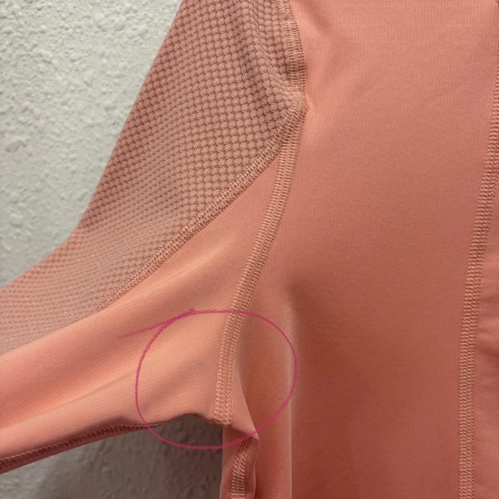 Nike Dri-Fit Long Sleeve Light Salmon Top Size M